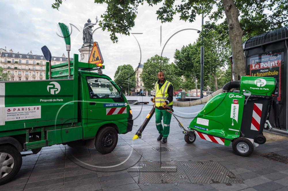 Les Agents De La Propret De La Ville De Paris